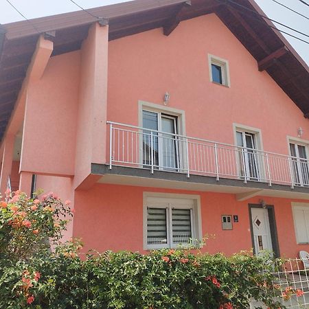 Apartman Leki SJJ Exteriér fotografie